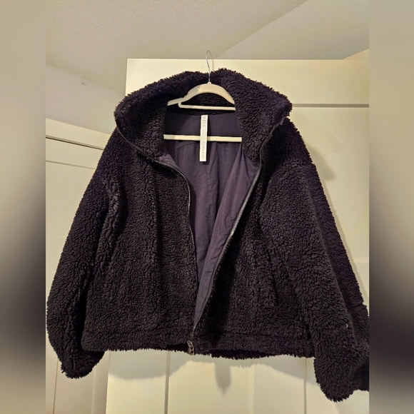Lululemon fuzzy jacket - Picture 1 of 3